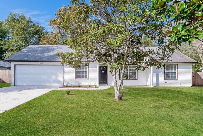 property at 606 Charles Pinckney St