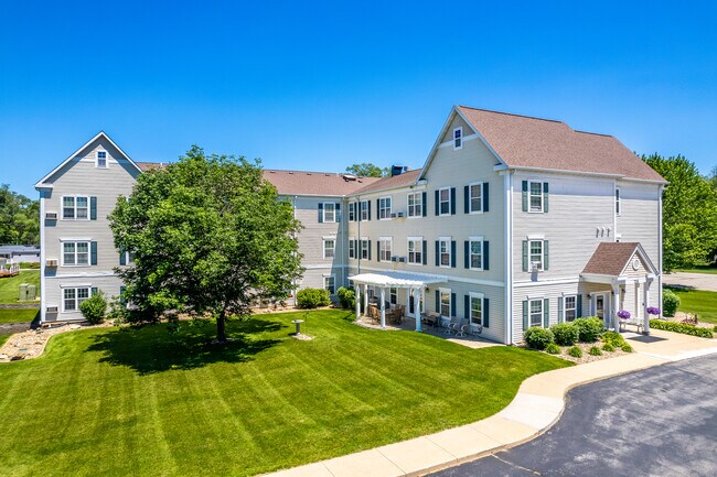 Fox Meadow Senior Apartments in Evansdale, IA - Building Photo - Building Photo