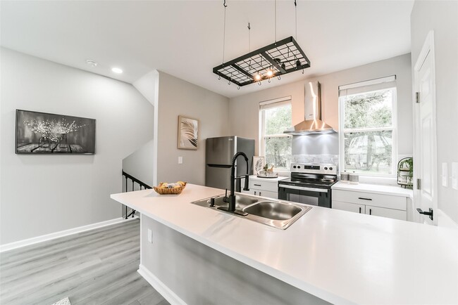 property at 2519 Washington St