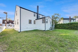 1133 Howard Ave in Bellmawr, NJ - Building Photo - Building Photo
