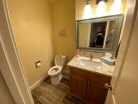 1439 Ski Run Blvd in South Lake Tahoe, CA - Building Photo