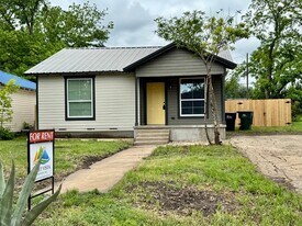 806 S 23rd St in Temple, TX - Building Photo