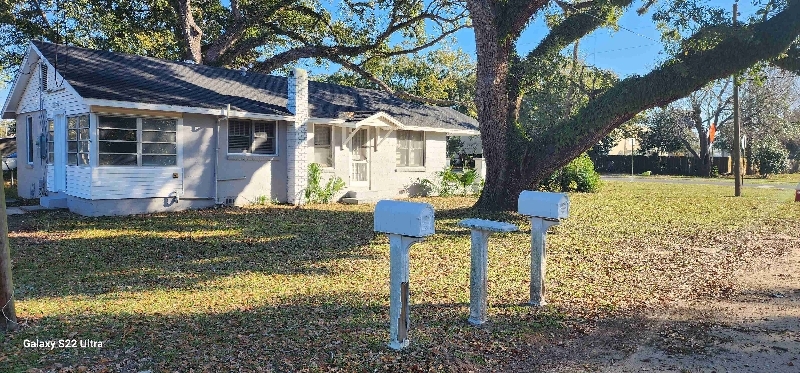 100 Carolyn Way in Pensacola, FL - Building Photo