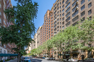 315 E 72nd St Apartamentos