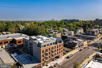 308 W Chelten Ave in Philadelphia, PA - Foto de edificio - Building Photo