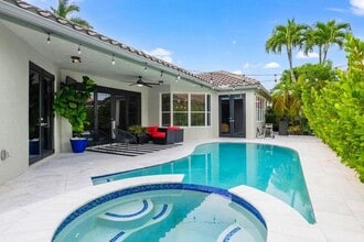 10982 Ravel Ct in Boca Raton, FL - Building Photo - Building Photo