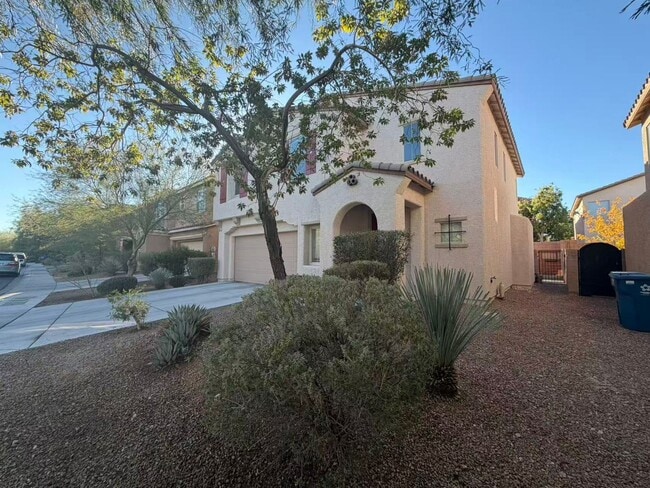 10581 Cliff Lake St in Las Vegas, NV - Building Photo - Building Photo