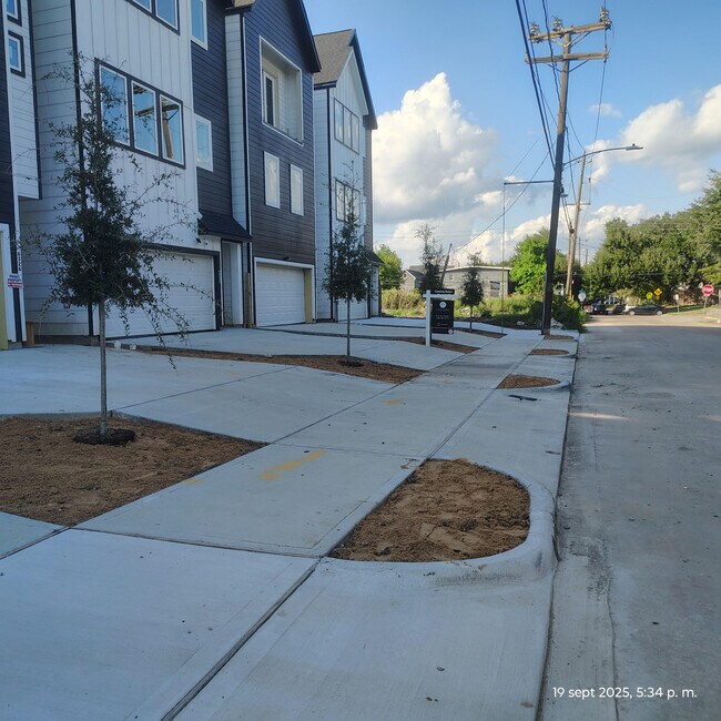 6320 Del Rio St in Houston, TX - Building Photo - Building Photo