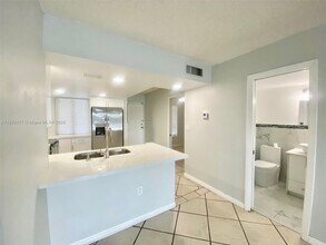 9911 W Okeechobee Rd in Hialeah, FL - Building Photo - Building Photo