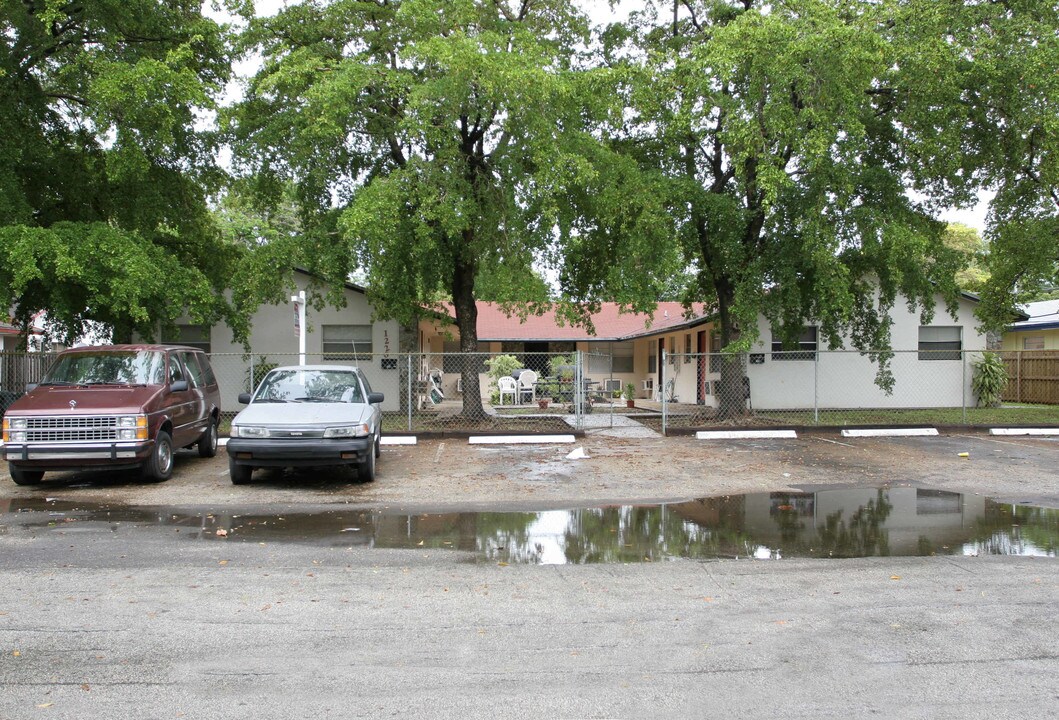 1224-1226 NE 5th Ter in Fort Lauderdale, FL - Building Photo