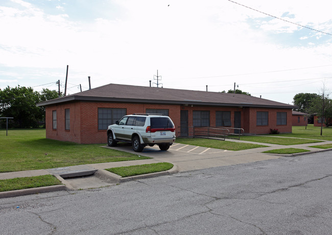 Waxahachie Housing Authority in Waxahachie, TX - Building Photo - Building Photo