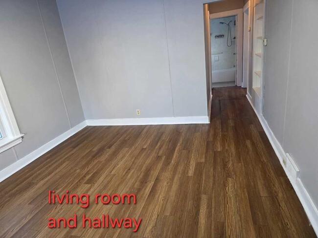 1332 Poplar Pl, Unit 1 in Kalamazoo, MI - Building Photo - Building Photo