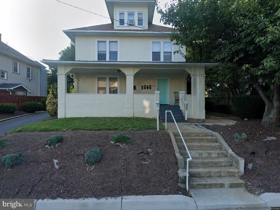 545 N Loudoun St in Winchester, VA - Building Photo