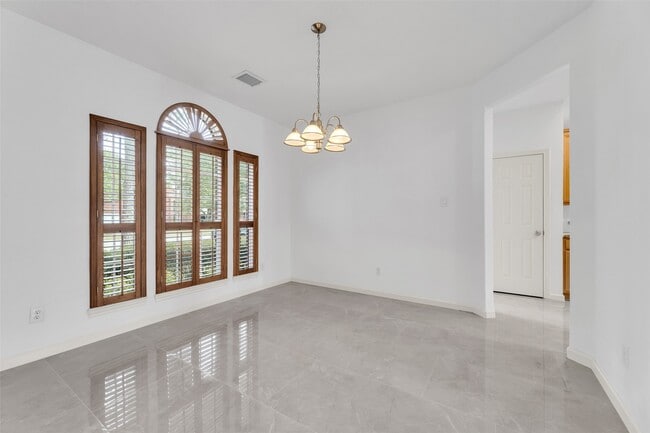 property at 24523 Rathford Ct