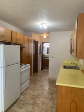 232 NE 3rd Ave in Hillsboro, OR - Foto de edificio - Building Photo
