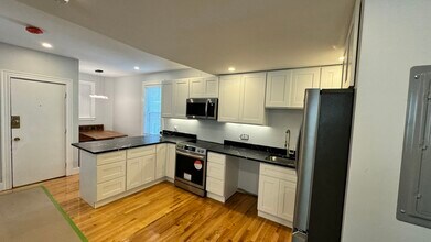 23 Farrington Ave, Unit 1 in Boston, MA - Building Photo - Building Photo