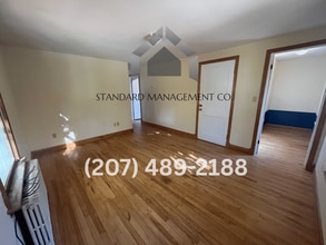 4 Pierce St in Gardiner, ME - Building Photo - Building Photo