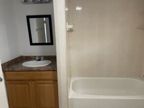 5767 Lakeville Rd in Orlando, FL - Building Photo - Building Photo