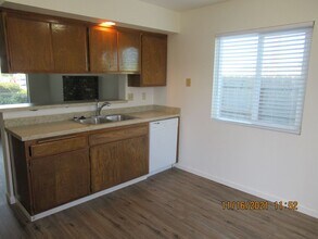 930 N L St in Lompoc, CA - Building Photo - Building Photo