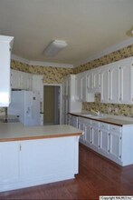 107 Compass Point Dr in Madison, AL - Building Photo - Building Photo