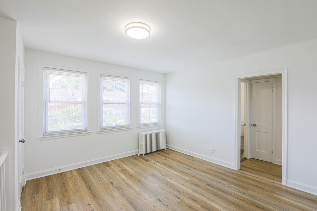 Baybrook Village Apartments in Baltimore, MD