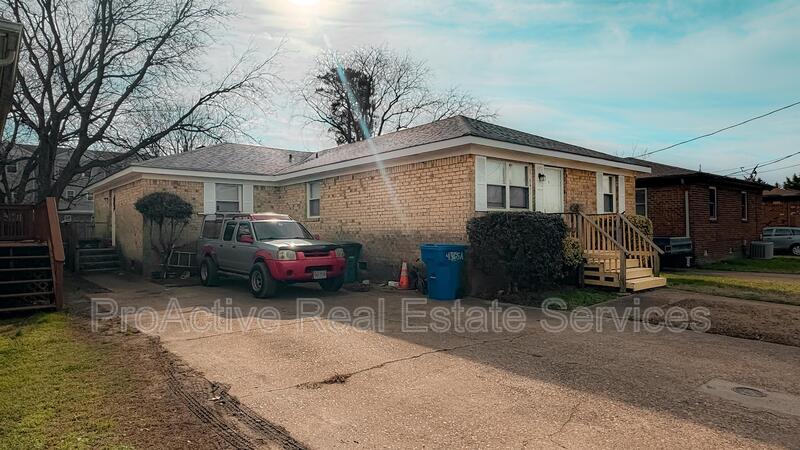 4305 Tides Ct in Norfolk, VA - Building Photo