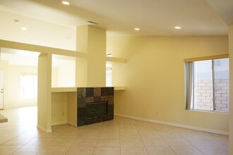 78870 Sonesta Way in La Quinta, CA - Building Photo - Building Photo