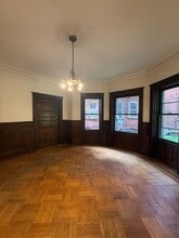 409 Grand St in Newburgh, NY - Foto de edificio - Building Photo