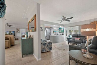7307 11th Ave W in Bradenton, FL - Building Photo - Building Photo
