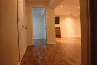 68 Hall Av in Guelph, ON - Building Photo - Building Photo