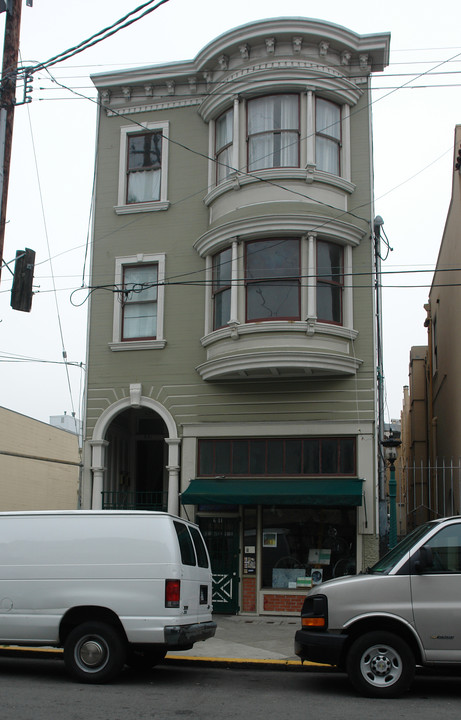 639 Green St in San Francisco, CA - Building Photo