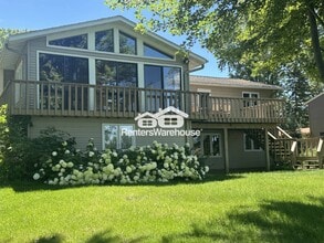 1322 Meadowlark Dr in Stillwater, MN - Building Photo - Building Photo