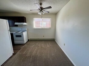 1519 Oxford Dr in Cheyenne, WY - Building Photo - Building Photo