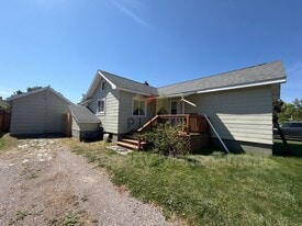 1919 S 9th St W in Missoula, MT - Building Photo