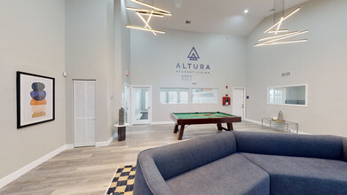 Altura Student Living in Tallahassee, FL - Building Photo - Building Photo