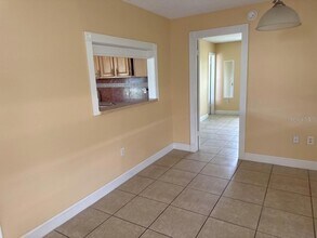 394 Colonade Ct in Kissimmee, FL - Building Photo - Building Photo