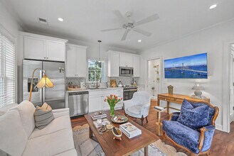 172 Wando Reach Ct in Mount Pleasant, SC - Building Photo - Building Photo