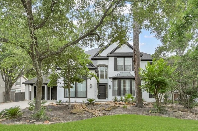 property at 163 N Concord Forest Cir