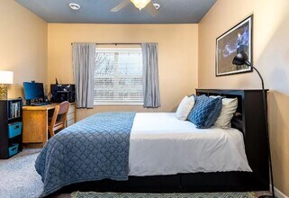 4503 Twain Cir in Ames, IA - Foto de edificio - Building Photo