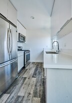 1333 W 36th Pl in Los Angeles, CA - Building Photo