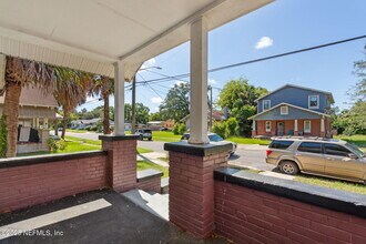 421 W 18th St in Jacksonville, FL - Building Photo - Building Photo