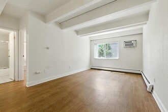 590 Logan St in Denver, CO - Building Photo - Building Photo