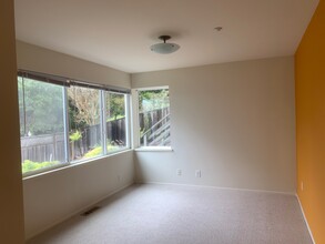 251 Ventana Way, Unit 251 Apt in Aptos, CA - Building Photo - Building Photo