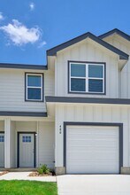 486 Abigail Aly in San Antonio, TX - Building Photo - Building Photo