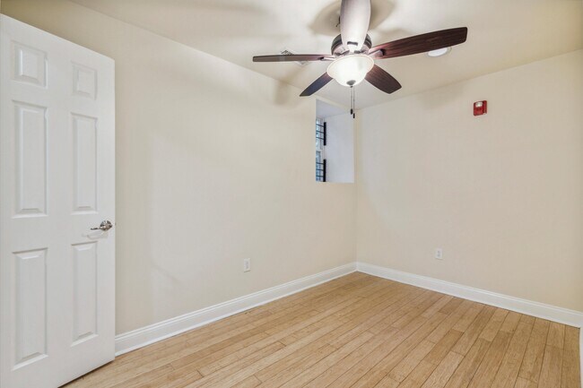 2129 N 17th St in Philadelphia, PA - Building Photo - Building Photo