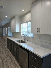 1451 W Almond Ave in Orange, CA - Building Photo - Building Photo