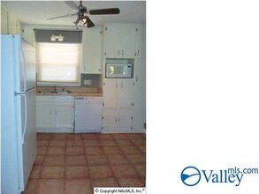 408 Karter St NW in Huntsville, AL - Building Photo - Building Photo