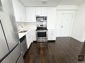 EAST 69 STREET in New York, NY - Building Photo - Building Photo