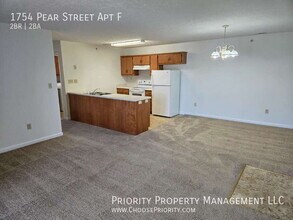 1754 Pear St in Harrisonburg, VA - Building Photo - Building Photo