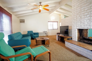 2275 W Coronet Ave in Anaheim, CA - Building Photo